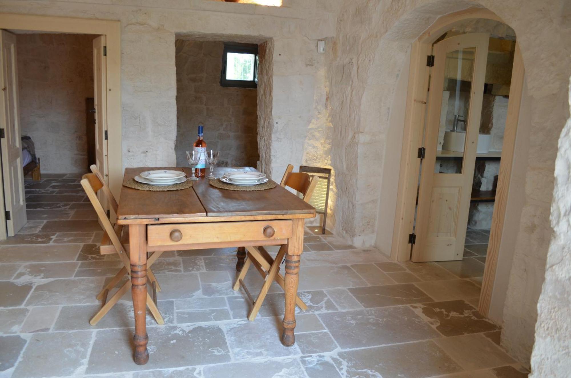 B&B Fuga Al Trullo Остуни Екстериор снимка