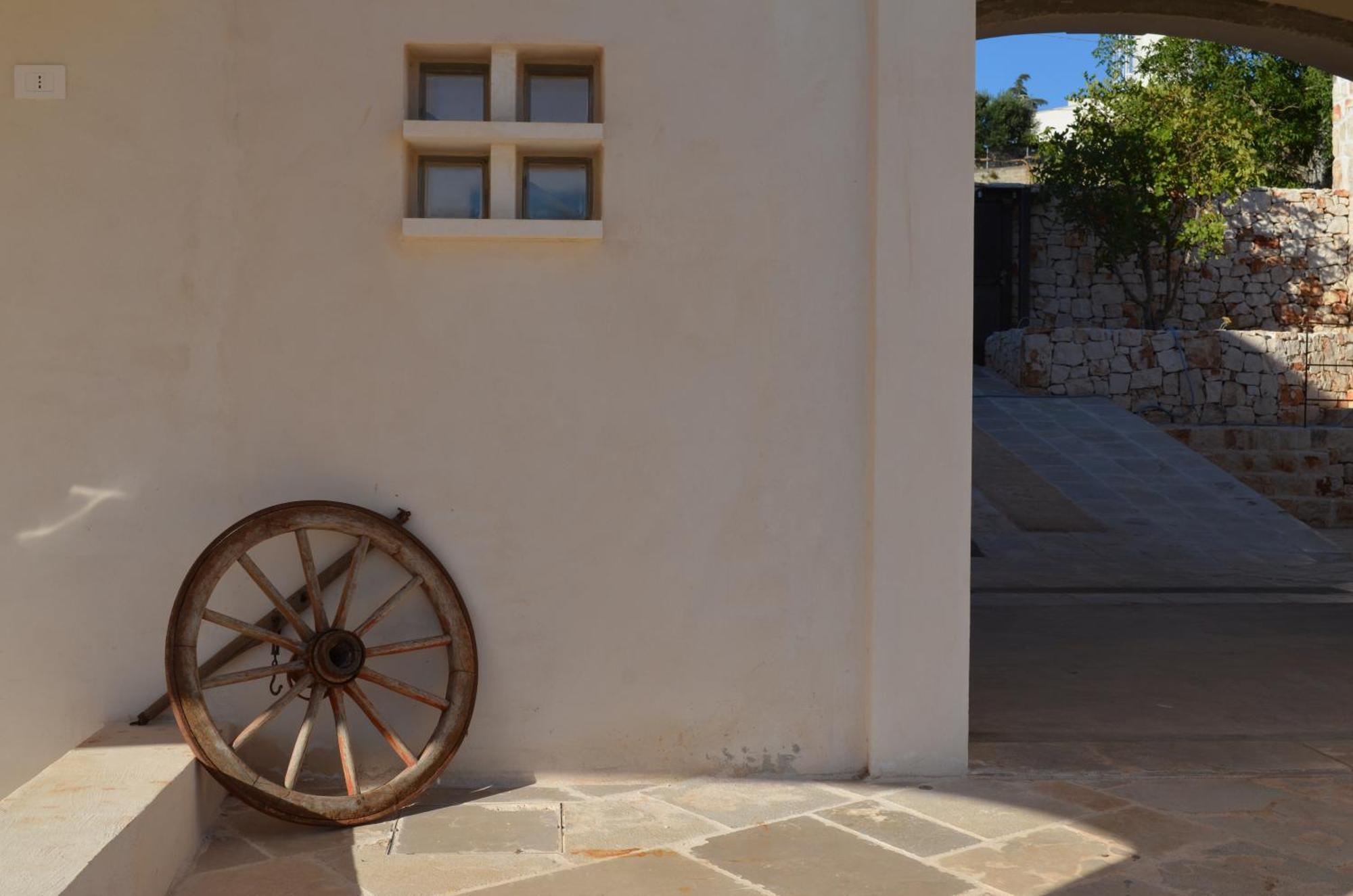 B&B Fuga Al Trullo Остуни Екстериор снимка